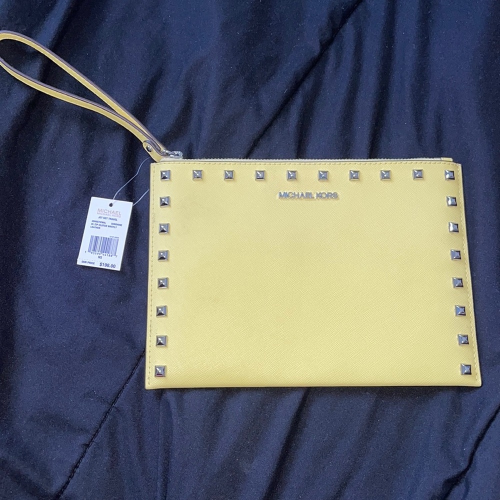 BRAND NEW WITH TAGS Sunshine Michael Kors Jet Set Travel XL Clutch Wristlet